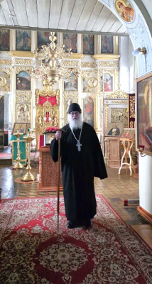 В день памяти священномученика Николая Троицкого, исповедника земли Чувашской, архимандрит Василий совершил Божественную литургию на подворье Свято-Троицкого монастыря в селе Малое Чурашево