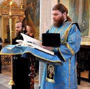 Иеродиакон Сергий Божественная литургия - чтение Евангелия.