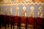 В Домовом храме мужского монастыря стена с преподобными святыми, которых о. Василий считает своими учителями.