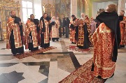 Молебен с акафистом новомученикам Церкви Русския.
