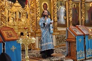 Иеродиакон Пантелеимон - регент мужского монастыря.